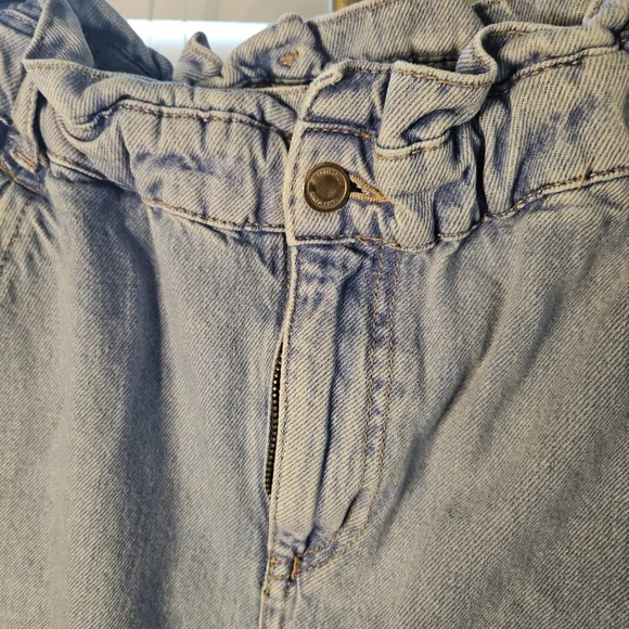 Zara Paper Bag Waist Jeans - Picture 4 of 5